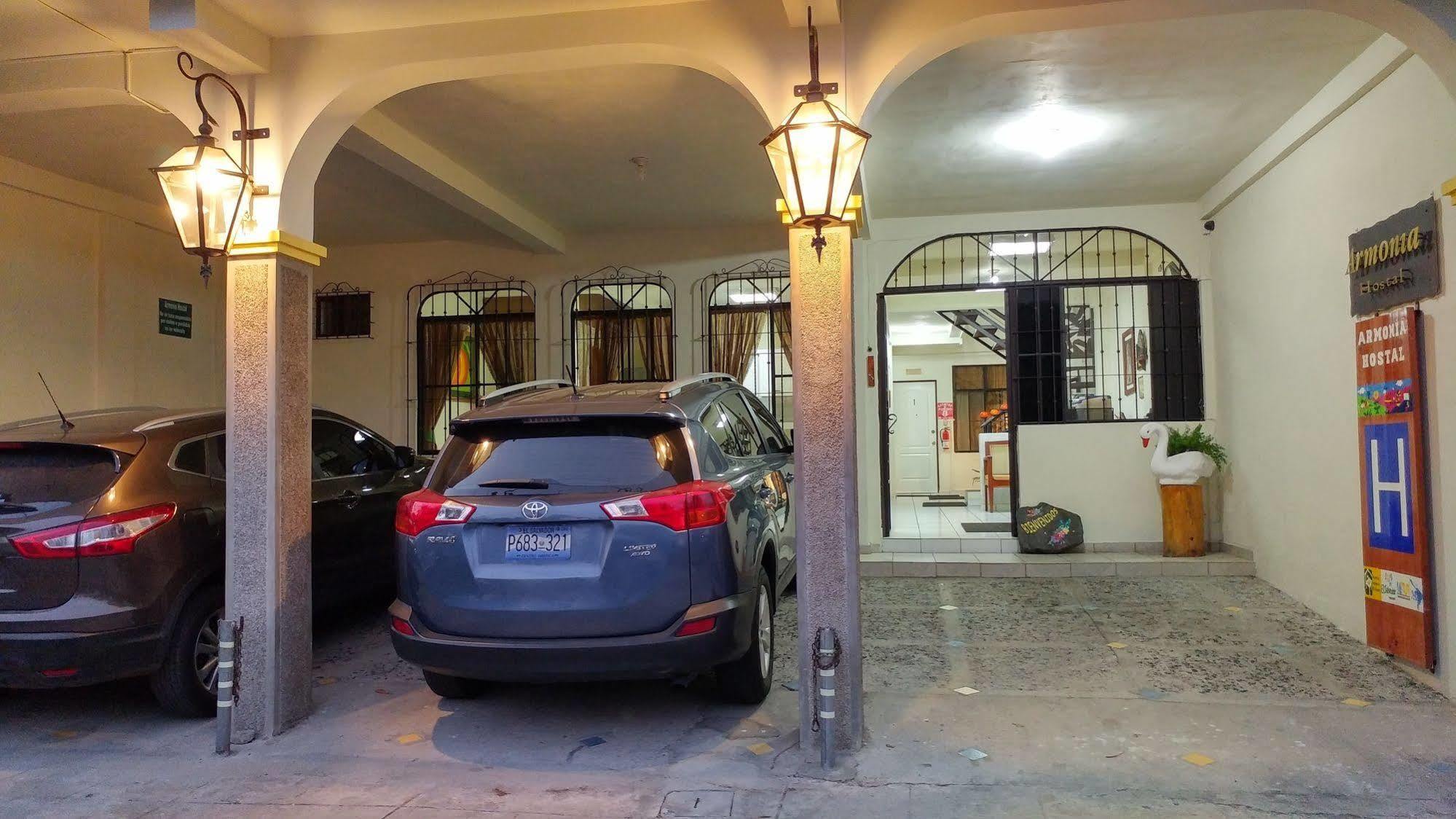 Hotel Armonia Hostal San Salvador Eksteriør billede